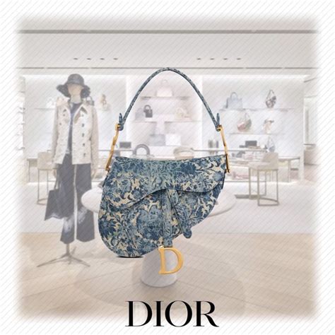 dior satin saddle|dior saddle price.